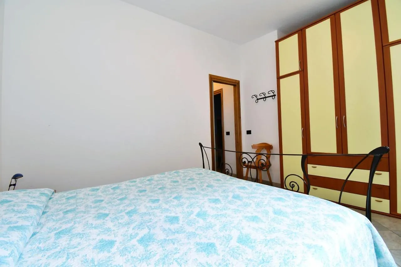 Residence Rena Majore 0*,  İtalya