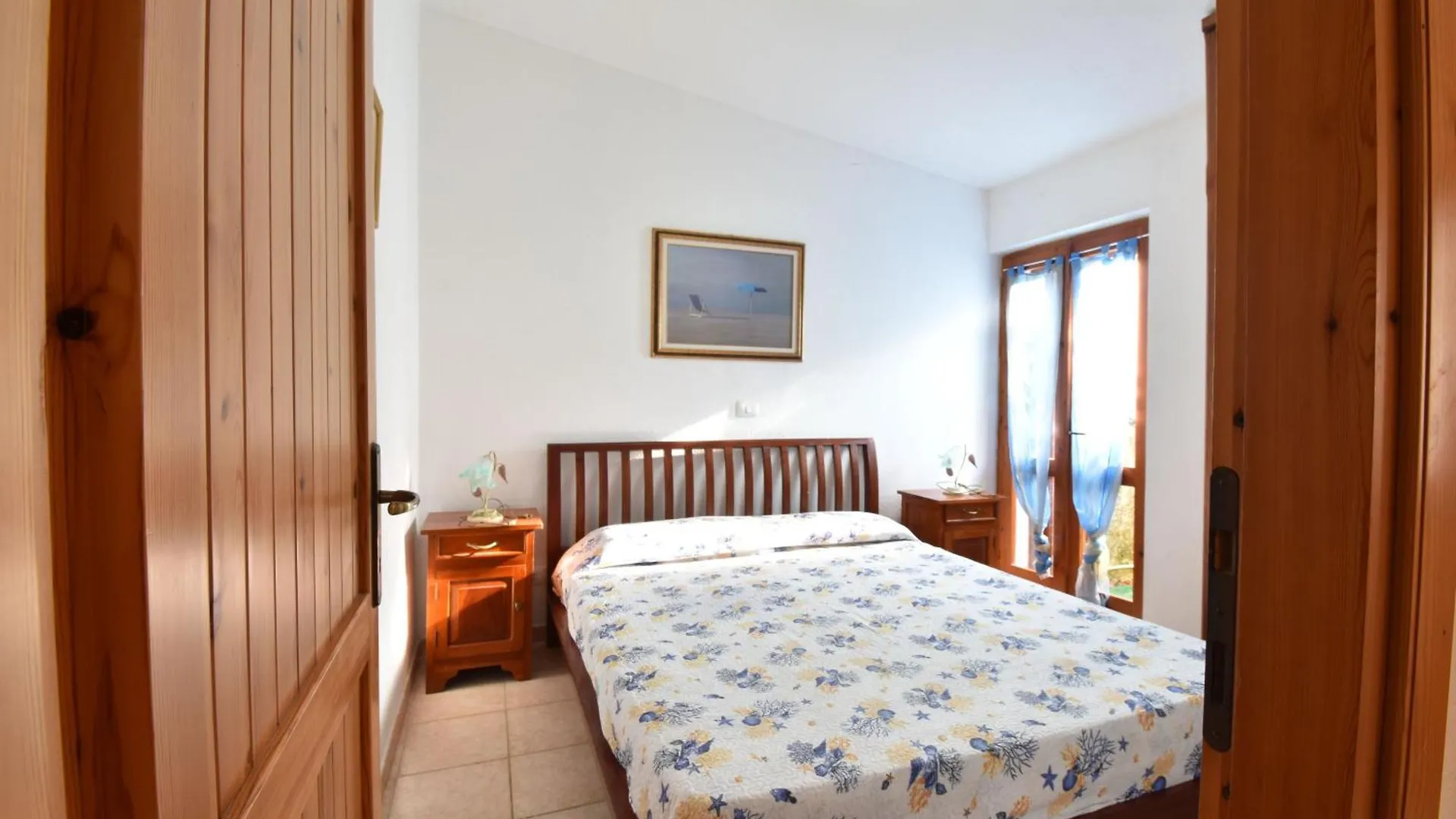 Residence Rena Majore 0*,  İtalya