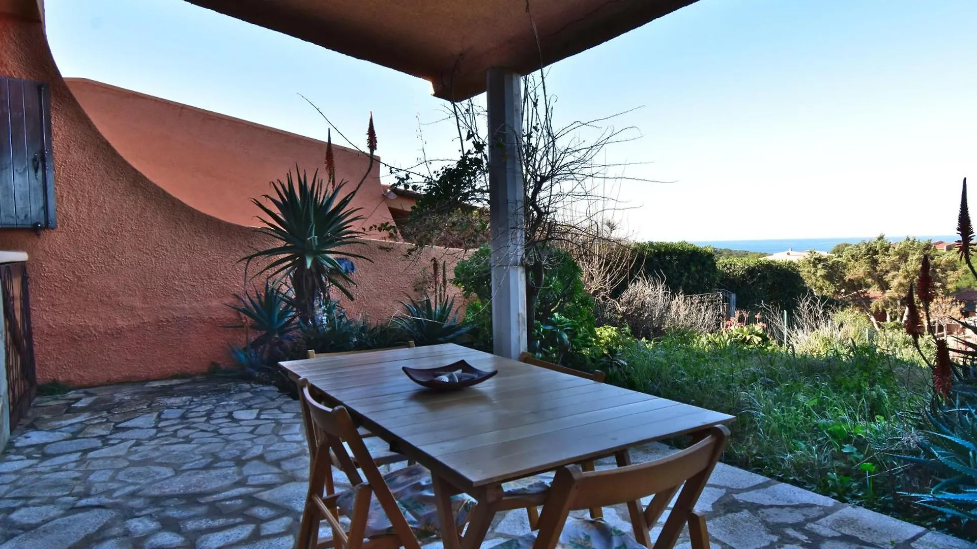 Residence Rena Majore 0*,  Italy